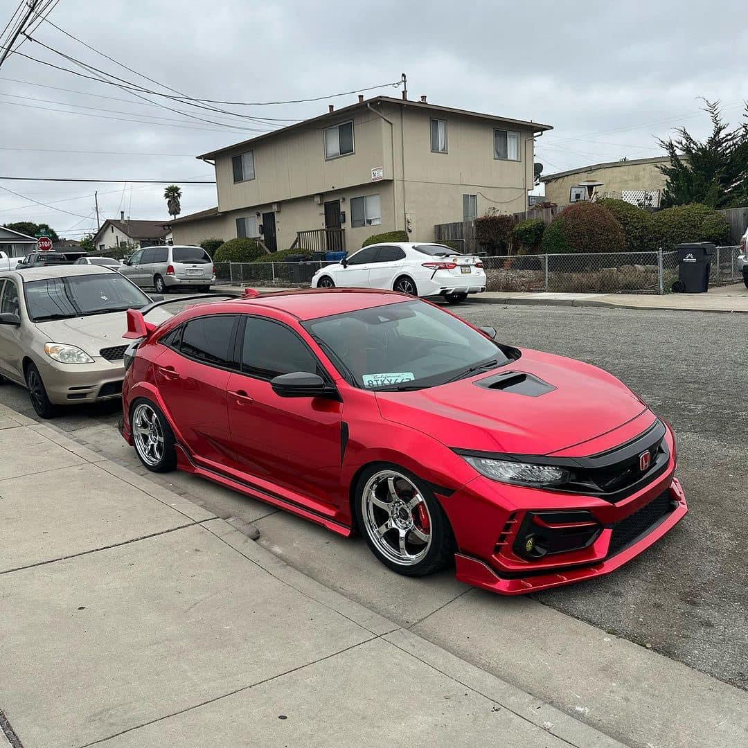 Gloss Metallic Bright Red